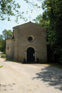 Chiesa di Cerreto - foto www.marcafermana.it